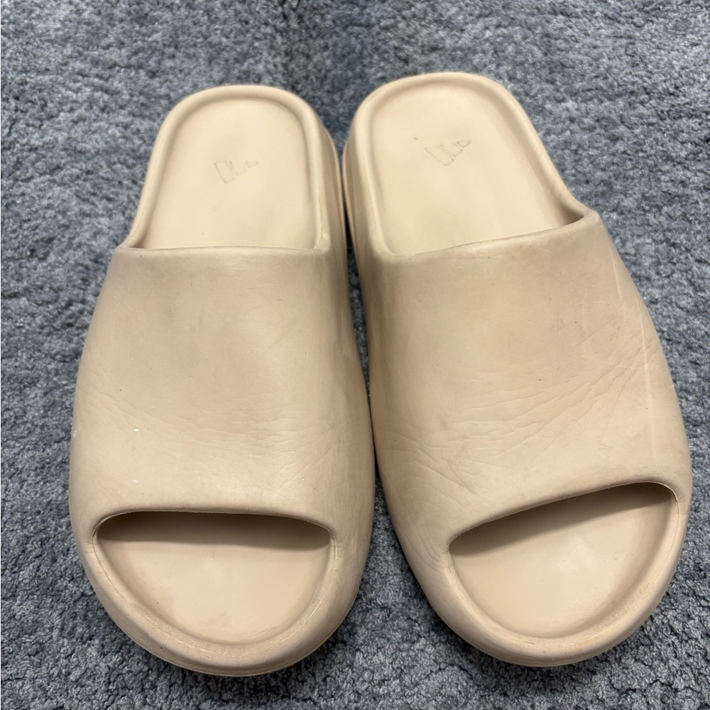 Yeezy Slides